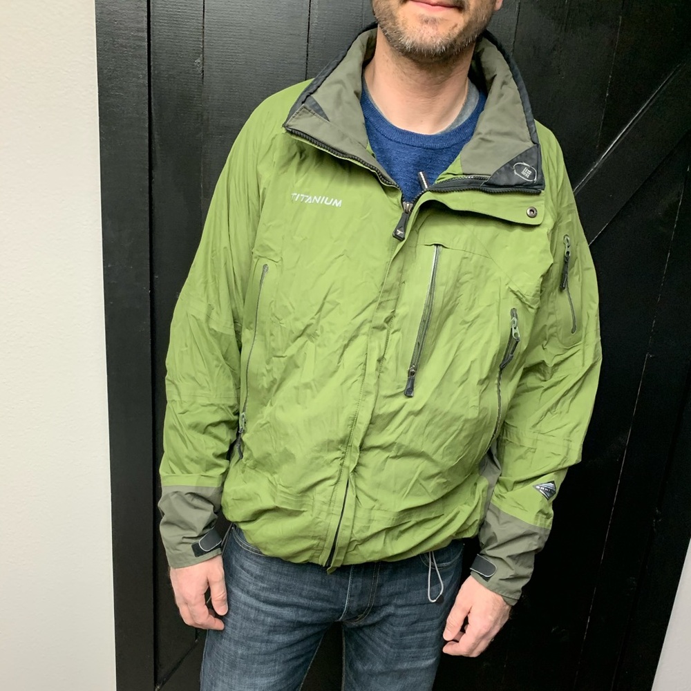 Men’s size large Columbia jacket/Schell